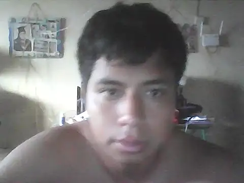 Snapshot of Axel_BABY chatting on April 28, 2026, 12:32 pm Axel BABY online show from April 28, 2026, 12:32 pm