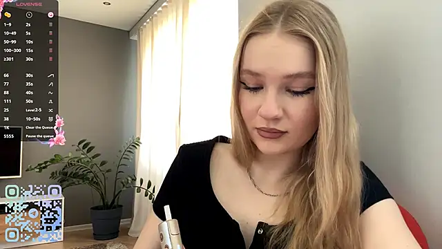 Snapshot of PlasaRima chatting on June 1, 2026, 11:39 pm PlasaRima online show from June 1, 2026, 11:39 pm