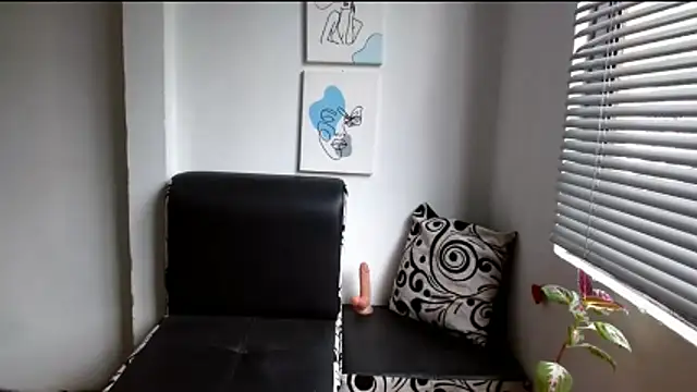 alisonnturbay online show from May 14, 2026, 2:35 pm