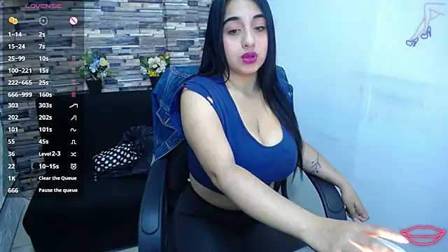 Snapshot of miaboobss chatting on May 24, 2026, 12:43 pm miaboobss online show from May 24, 2026, 12:43 pm