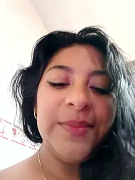 Arianha segura online show from April 15, 2026, 7:58 pm