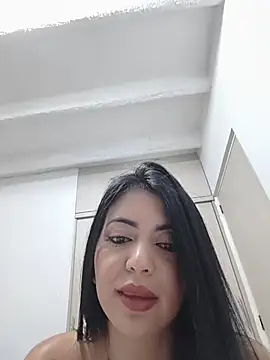 LeilaScott online show from April 27, 2026, 2:31 am