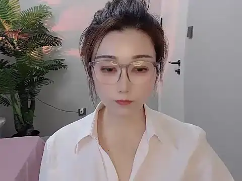 Yunxi- online show from April 21, 2026, 2:26 am