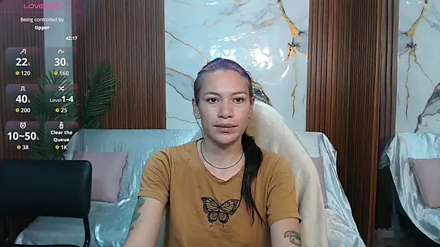 Snapshot of alonddra_tay chatting on July 9, 2026, 11:47 am alonddra tay online show from July 9, 2026, 11:47 am