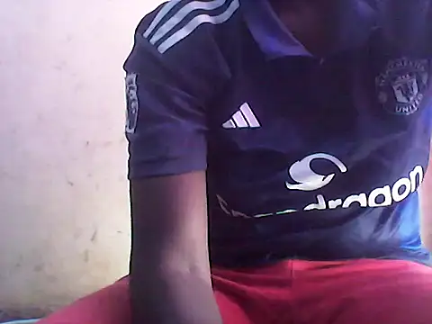 Snapshot of Tashabae chatting on July 7, 2026, 7:56 am Tashabae online show from July 7, 2026, 7:56 am