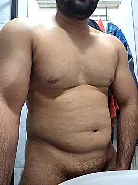 massivecumerr online show from May 3, 2026, 11:44 pm