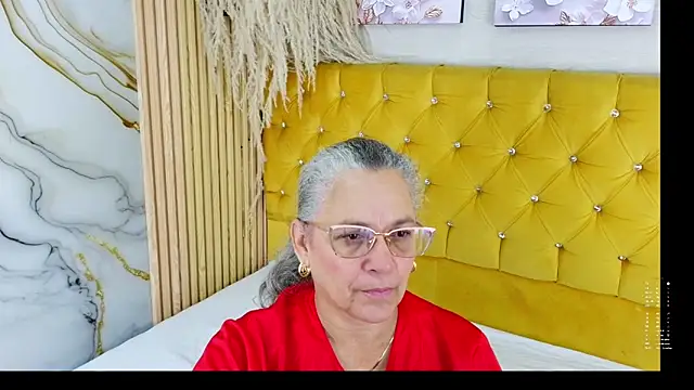 Misevie online show from May 13, 2026, 3:04 am