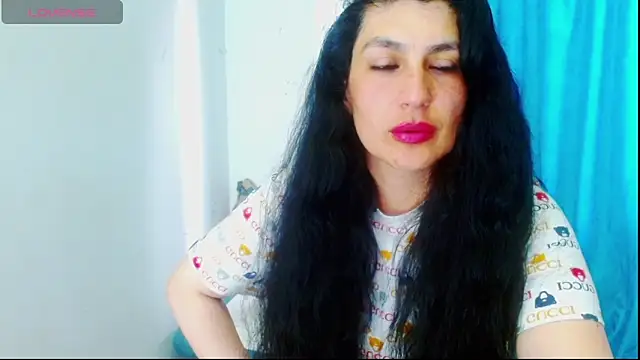 Snapshot of diosa_gil chatting on April 20, 2026, 8:21 pm diosa gil online show from April 20, 2026, 8:21 pm