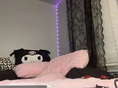 Akira-Rabbit online show from April 10, 2026, 3:45 am