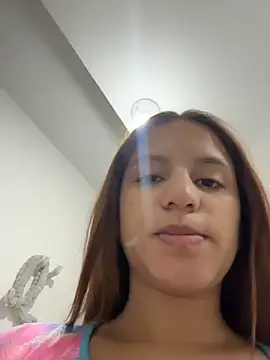 Snapshot of ViankaRose chatting on May 26, 2026, 9:38 am ViankaRose online show from May 26, 2026, 9:38 am