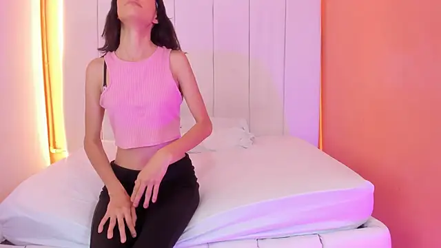 AntonellaRossi os online show from April 9, 2026, 10:48 pm