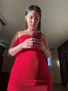 Lucyfer-fire online show from May 5, 2026, 11:29 am