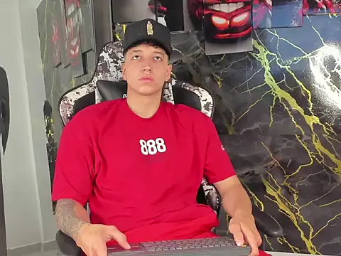 eithan boy  online show from April 18, 2026, 11:47 am