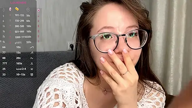 RebeccaDelmedico online show from April 15, 2026, 7:58 pm