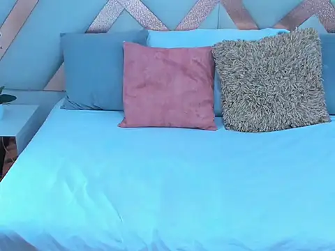 Danika Spice online show from April 14, 2026, 4:18 am