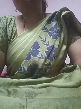 Snapshot of Tamilaunty35 chatting on July 14, 2026, 4:45 pm Tamilaunty35 online show from July 14, 2026, 4:45 pm