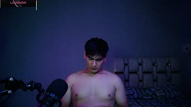 Andruetxx online show from April 14, 2026, 8:37 pm