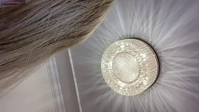 xiaoxiao-21 online show from April 19, 2026, 3:22 pm