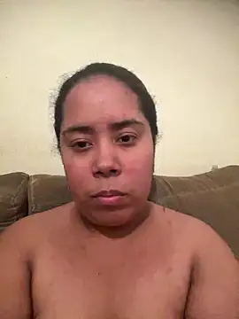 Tainesilva online show from April 28, 2026, 3:22 am