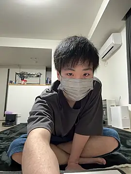 kurage164 online show from April 18, 2026, 4:00 pm