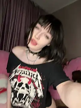 virusDoll online show from June 5, 2026, 5:29 pm