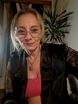 Blond lady czech online show from April 18, 2026, 7:58 pm