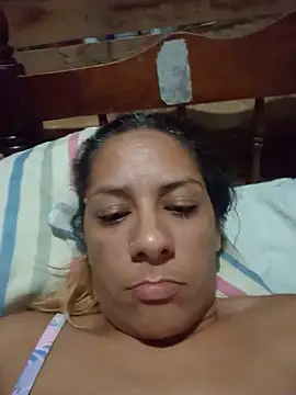 Snapshot of melysexy chatting on June 13, 2026, 2:42 am melysexy online show from June 13, 2026, 2:42 am