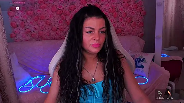 BlackFoxyyy online show from April 15, 2026, 5:36 am