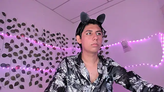 Snapshot of Ericahot3 chatting on April 11, 2026, 3:49 pm Ericahot3 online show from April 11, 2026, 3:49 pm