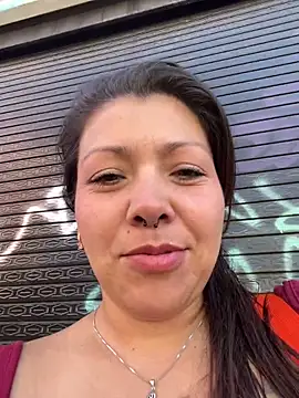 Snapshot of SARA_21- chatting on April 26, 2026, 12:58 pm SARA 21- online show from April 26, 2026, 12:58 pm