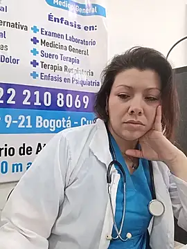 Snapshot of SARA_21- chatting on May 28, 2026, 12:35 pm SARA 21- online show from May 28, 2026, 12:35 pm