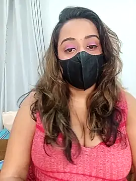 Suger Lips 99 online show from May 27, 2026, 7:55 pm