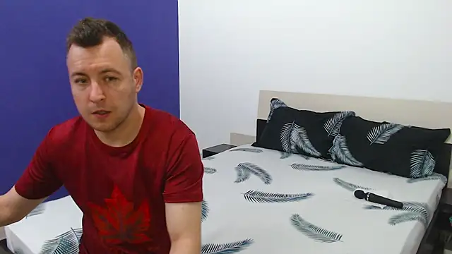 ExoticcXCouple online show from April 19, 2026, 5:07 am