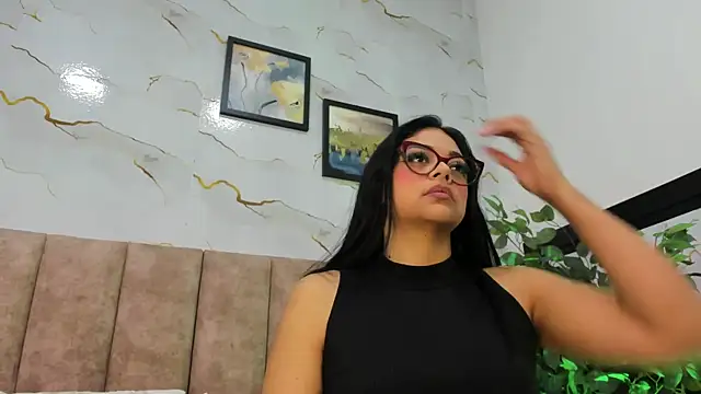 Candicewayne online show from June 16, 2026, 11:35 am