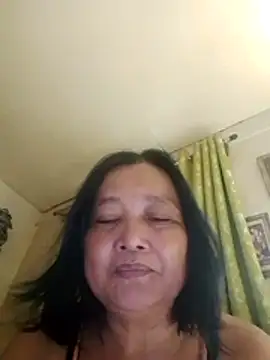 Snapshot of jeanyummytits chatting on July 1, 2026, 3:41 am jeanyummytits online show from July 1, 2026, 3:41 am