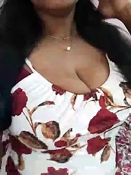 Snapshot of Mayuri-hot chatting on June 21, 2026, 10:12 pm Mayuri-hot online show from June 21, 2026, 10:12 pm