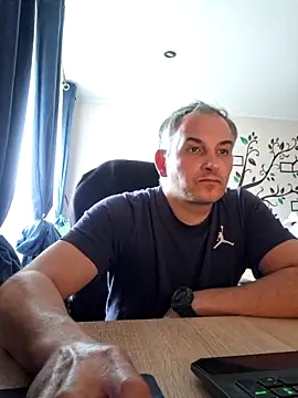 Piotr481 online show from May 23, 2026, 2:21 pm