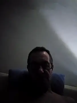 Snapshot of loulouferrari chatting on April 27, 2026, 9:02 pm loulouferrari online show from April 27, 2026, 9:02 pm