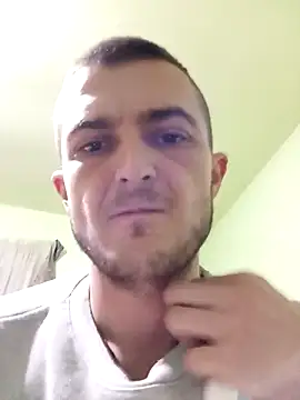 Mariofls online show from April 29, 2026, 5:52 pm
