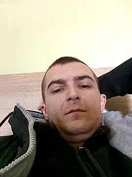 Mariofls online show from May 3, 2026, 12:55 pm