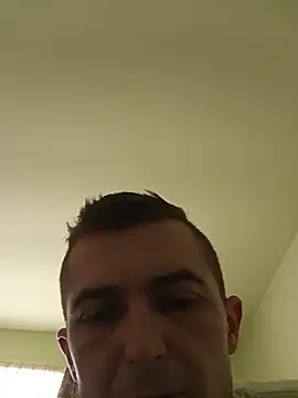 Mariofls online show from June 3, 2026, 2:55 pm