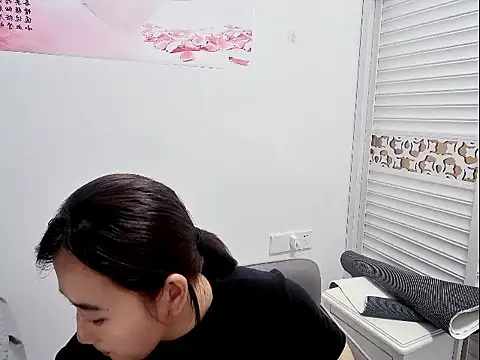 ABCok6666 online show from April 21, 2026, 11:27 am