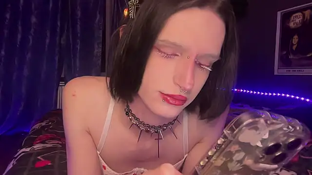 Snapshot of Niky_Long chatting on May 7, 2026, 11:54 pm Niky Long online show from May 7, 2026, 11:54 pm