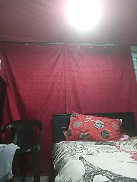 PROSTITUTO-RICO online show from May 25, 2026, 4:07 am