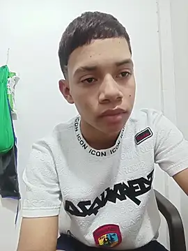 curious straight guy online show from April 17, 2026, 6:11 pm