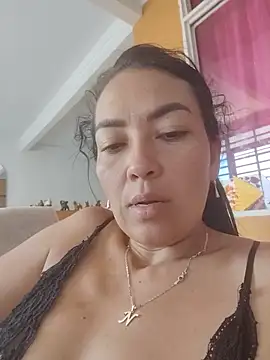 Snapshot of LuluDream chatting on June 11, 2026, 2:59 pm LuluDream online show from June 11, 2026, 2:59 pm