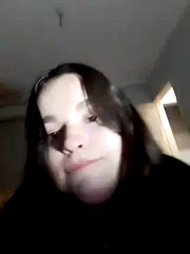 estrell4 online show from April 24, 2026, 12:24 am