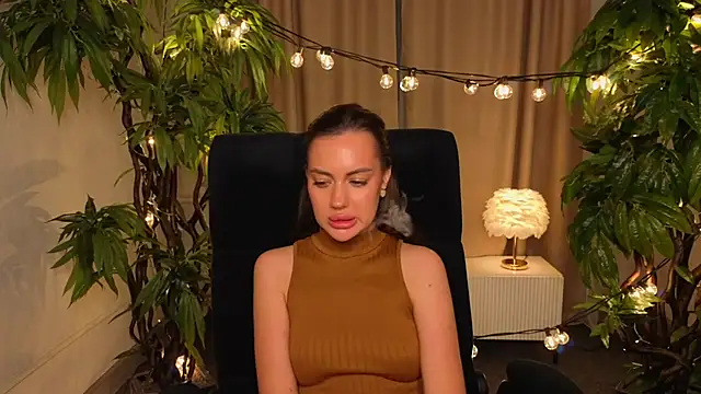 MarshaWhite online show from April 15, 2026, 5:31 pm