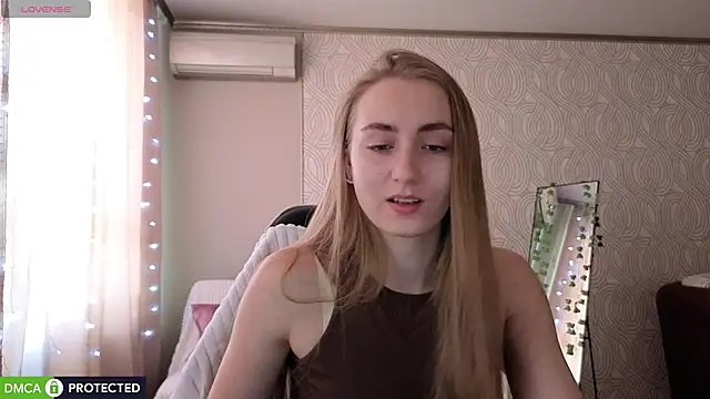 Your Emily25 online show from July 10, 2026, 1:10 am