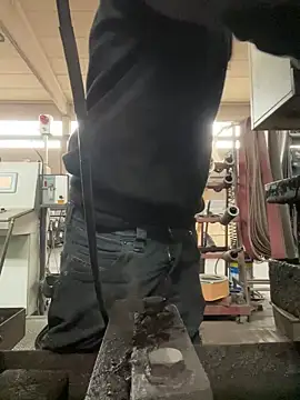 Snapshot of masterbdsmx chatting on April 13, 2026, 10:32 am masterbdsmx online show from April 13, 2026, 10:32 am